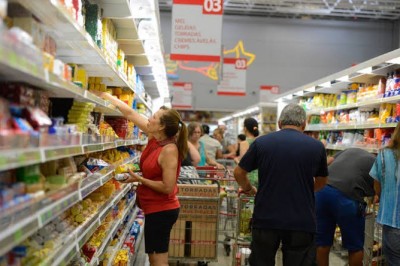 Valor da cesta básica subiu em 16 das 17 capitais pesquisadas