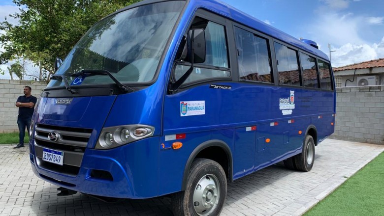 Escola Maria Nelly Picanço recebe novo micro-ônibus adaptado