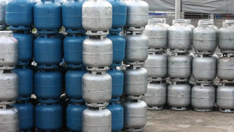 Gás de cozinha ignora desvalorização do petróleo e já custa até R$ 115