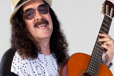 Morre o cantor e compositor Moraes Moreira, aos 72 anos, no Rio de Janeiro
