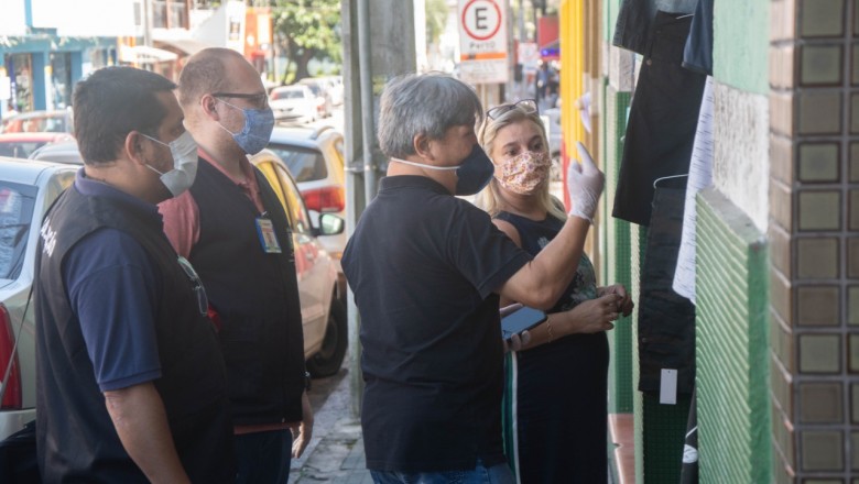 Prefeitura de Paranaguá fiscaliza estabelecimentos abertos e faz orientações