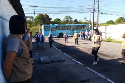 Agentes comunitários de endemias e de saúde trabalham juntos contra a dengue em Paranaguá