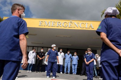 Covid-19: Brasil registra 881 mortes em 24h