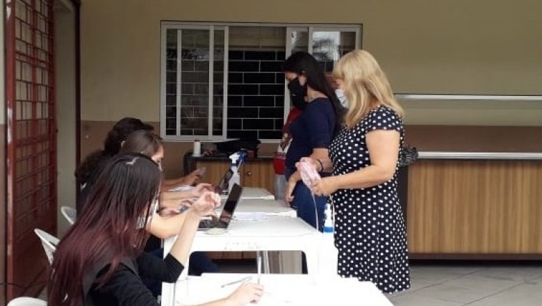 PARANAGUÁ: Etapa de encerramento de entrega dos cartões