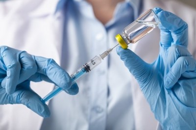 Governo cria comitê para discutir vacinas contra coronavírus no Paraná