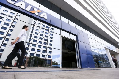 Caixa paga hoje auxílio emergencial para nascidos em abril