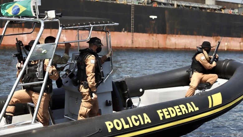 Ação conjunta intensifica patrulha marítima na região dos portos