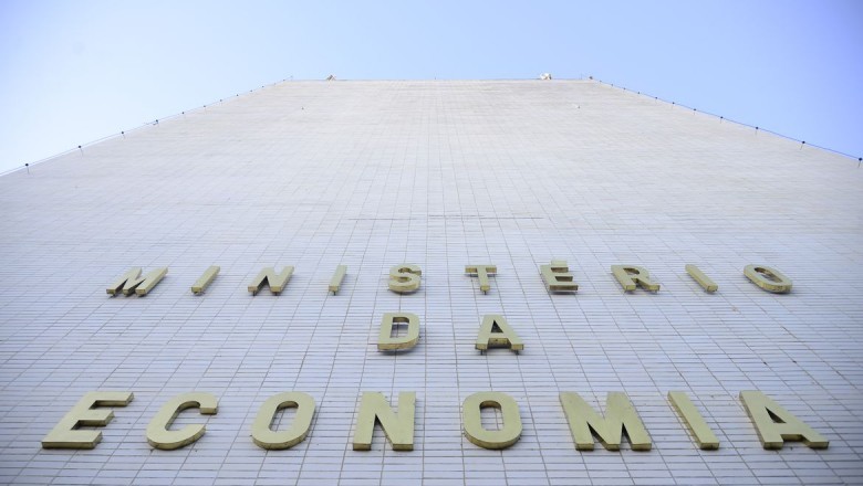 Recadastramento de aposentados está suspenso até 30 de novembro