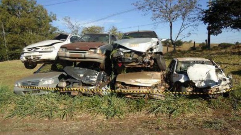 DER promove primeiro leil&atilde;o online de sucatas de ve&iacute;culos