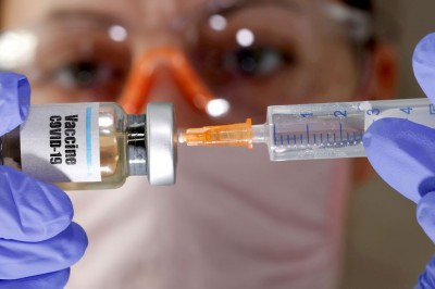 Covid-19: plano nacional de vacinação terá quatro fases