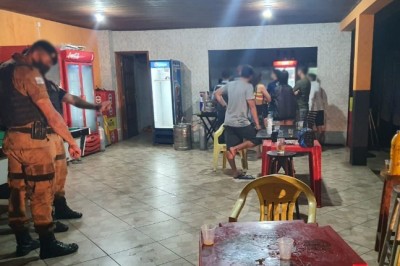 PARANAGUÁ: Guarda Civil Municipal e Polícia Militar realizam fiscalização do toque de recolher