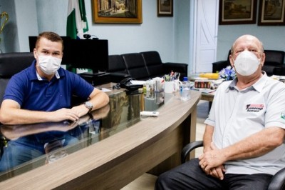 Prefeito Marcelo Roque e Vice-prefeito Borba da Transcap realizam reunião