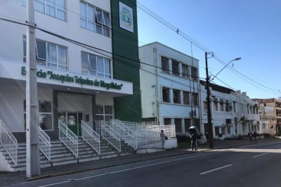 Bolsa Estágio, mais auxílio transporte serão pagos neste sábado aos estagiários da Prefeitura Municipal de Paranaguá