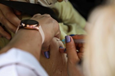 Força tarefa leva vacina contra a Covid-19 a pessoas domiciliadas com idade a partir de 80 anos