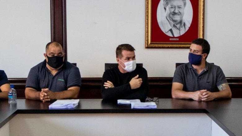 Prefeitura repassa recursos para 19 entidades esportivas de Paranaguá