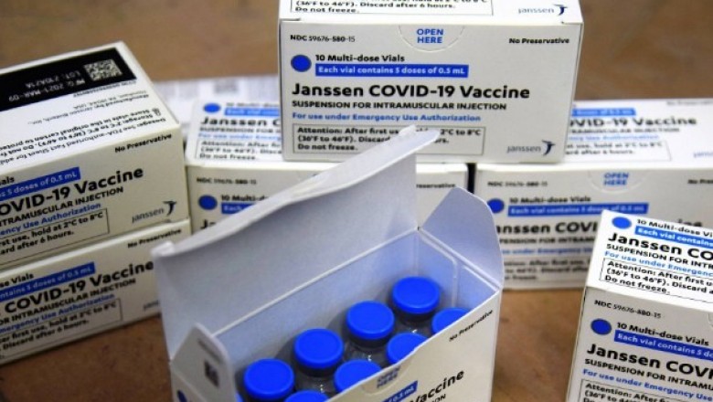 Governo do Paraná começa a distribuir novas doses para população em geral; veja divisão por regional