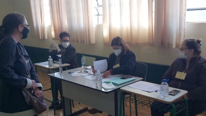 227 escolas estaduais realizam segunda vota&ccedil;&atilde;o para diretores nesta sexta no Paran&aacute;