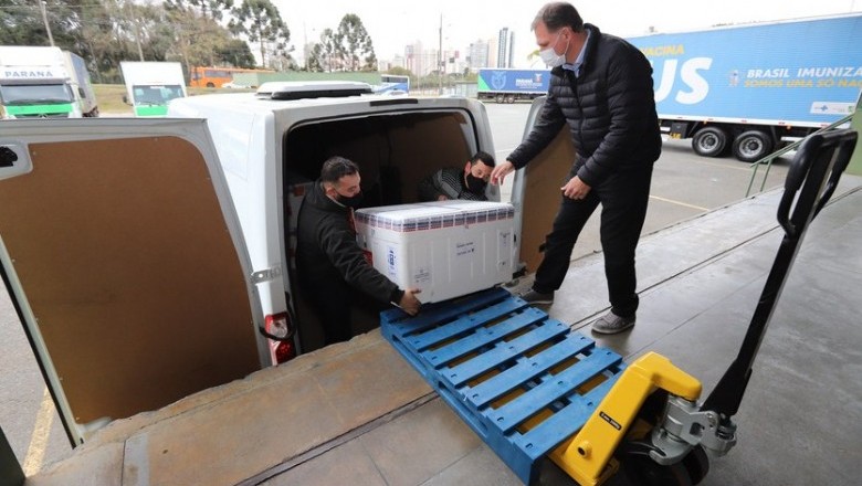 Paraná recebe mais 57,6 mil vacinas contra a Covid-19