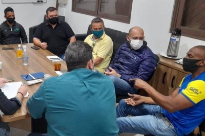 SESPOR e SECULTUR se reúnem com representantes do ciclismo para implementar ciclorrotas em Paranaguá
