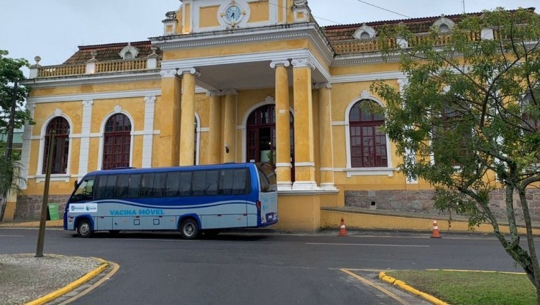 Caravana da Vacina 'XÔ COVID' registra mais de duas mil pessoas vacinadas nos primeiros dias da ação