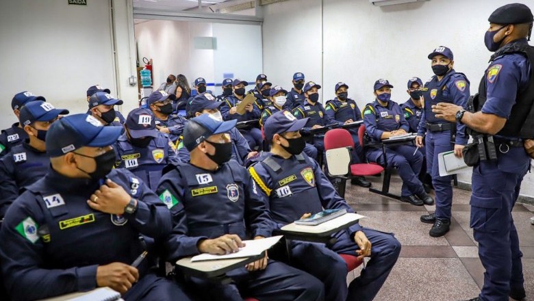 PARANAGU&Aacute;: Curso de armamento e tiro inicia 7.&ordf; turma capacitando guardas municipais