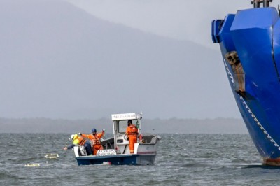 Porto de Paranaguá simula vazamento de óleo para testar capacidade de resposta
