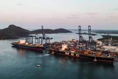 TCP recebe o primeiro navio a utilizar o novo calado máximo