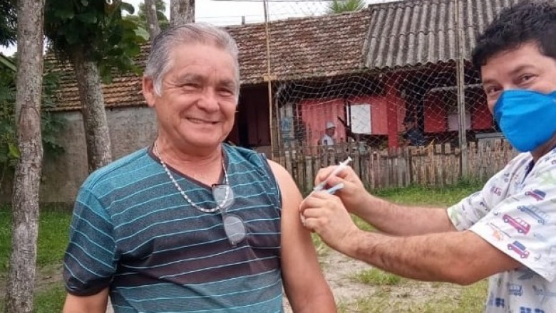 Dia D de vacinação leva mais de mil pessoas às unidades de saúde em Paranaguá 