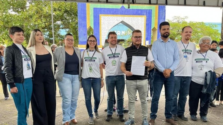 Paranaguá recebe reconhecimento internacional por esforços de arborização urbana