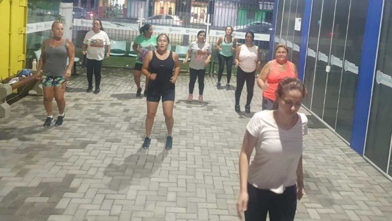 Atividades esportivas acontecem na sub-prefeitura Waldir Salmon em Paranaguá