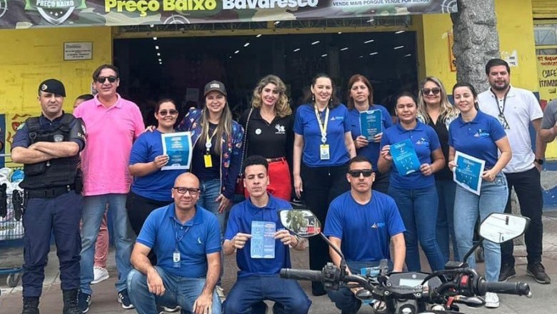 Supermercados Bavaresco de Paranaguá recebe blitz informativa da Secretaria Municipal de Inclusão