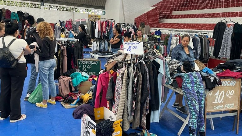 Encontro de brechós e feira de empreendedorismo geram renda e fomentam a moda circular