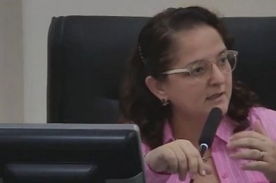 Iniciativas da Vereadora Tenile Xavier em favor da mobilidade urbana e da transparência pública foram aprovadas na Câmara de Paranaguá