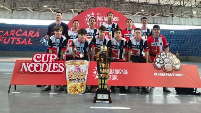 Carcar&aacute; Futsal conquista o t&iacute;tulo Paranaense Sub-13 da S&eacute;rie Ouro de forma invicta