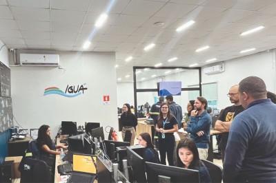 Paranaguá Saneamento e UFPR fortalecem diálogo técnico sobre redução de riscos e saneamento no município