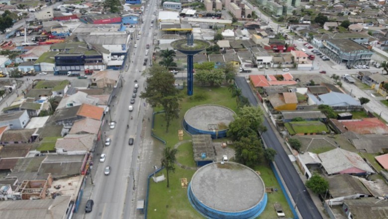 Paranagu&aacute; Saneamento executa obra estrat&eacute;gica para remanejamento de adutora e pode impactar abastecimento em bairros de Paranagu&aacute;