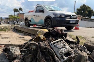 Paranagu&aacute; Saneamento avan&ccedil;a na limpeza preventiva de canais como medida da cidade para per&iacute;odos de chuvas intensas